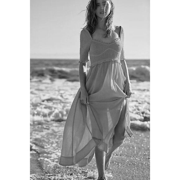 NEW FREE PEOPLE ENDLESS SUMMER Sz XS SUNSHINE SEASON MIDI SMOCKED DRESS BLACK - Picture 3 of 3